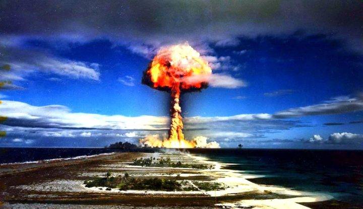Что случится, если КНДР ударит водородной бомбой по американской авиабазе