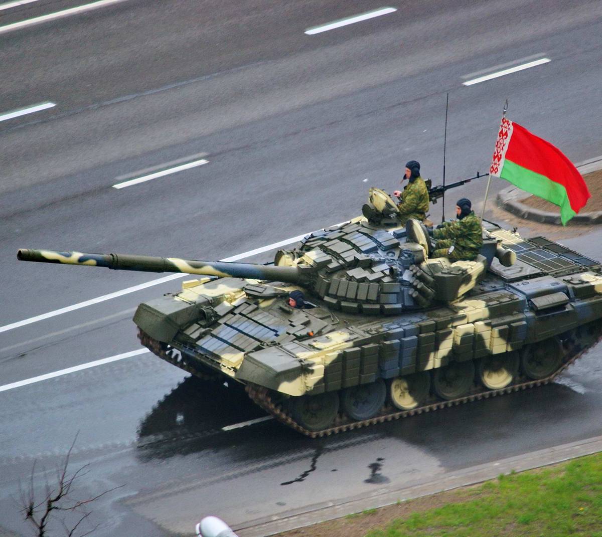 В Беларуси денег на танки нет - будут и дальше обновлять советское «железо»