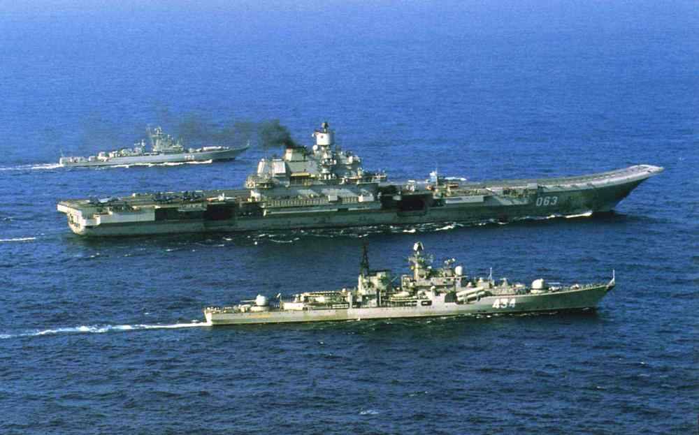 Сирийский плацдарм: корабли ВМФ РФ сдерживали США в Средиземном море