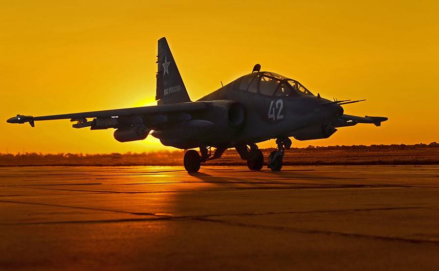 Авиация ВКС России уничтожила крупнейший арсенал Джебхат ан-Нусры в Сирии