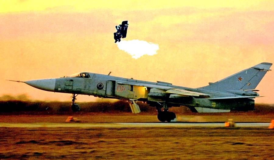 Эксперты объяснили, почему летчики Су-24 не смогли катапультироваться