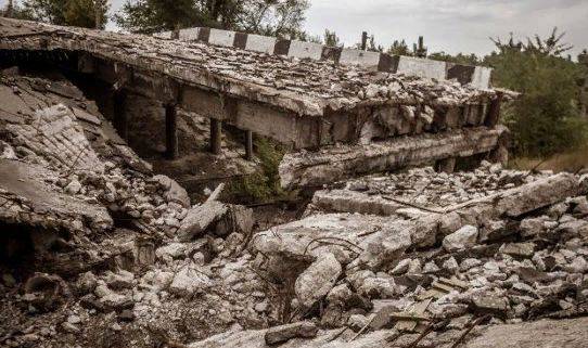 До чего ВСУ довели Донбасс: опубликованы фото разрушенных окраин Донецка
