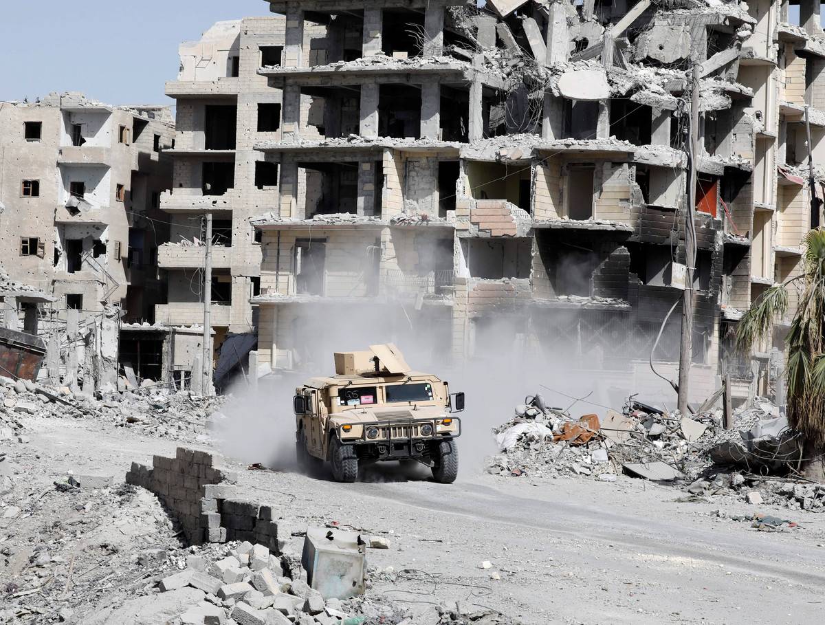 Ракка снова освобождена от террористов. И снова "почти"