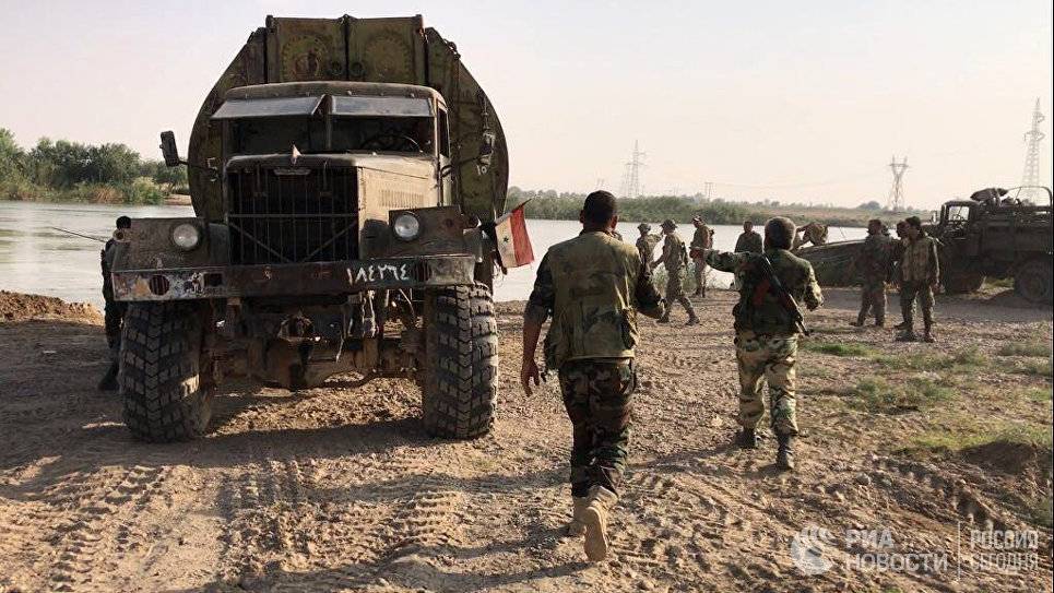 Напряженная ситуация в Дейр эз-Зор: ИГ готовит крупную контратаку у Евфрата