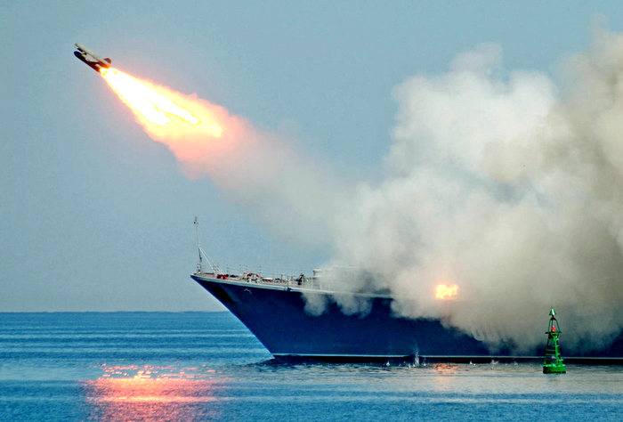 Представьте себе, что у каждого корабля ВМФ РФ есть гиперзвуковые ракеты...