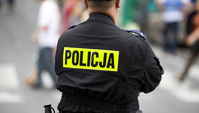 Резня в Польше: мужчина с ножом напал на посетителей торгового центра