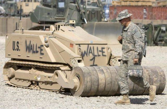 Американские военные потребовали больше денег на создание боевых роботов