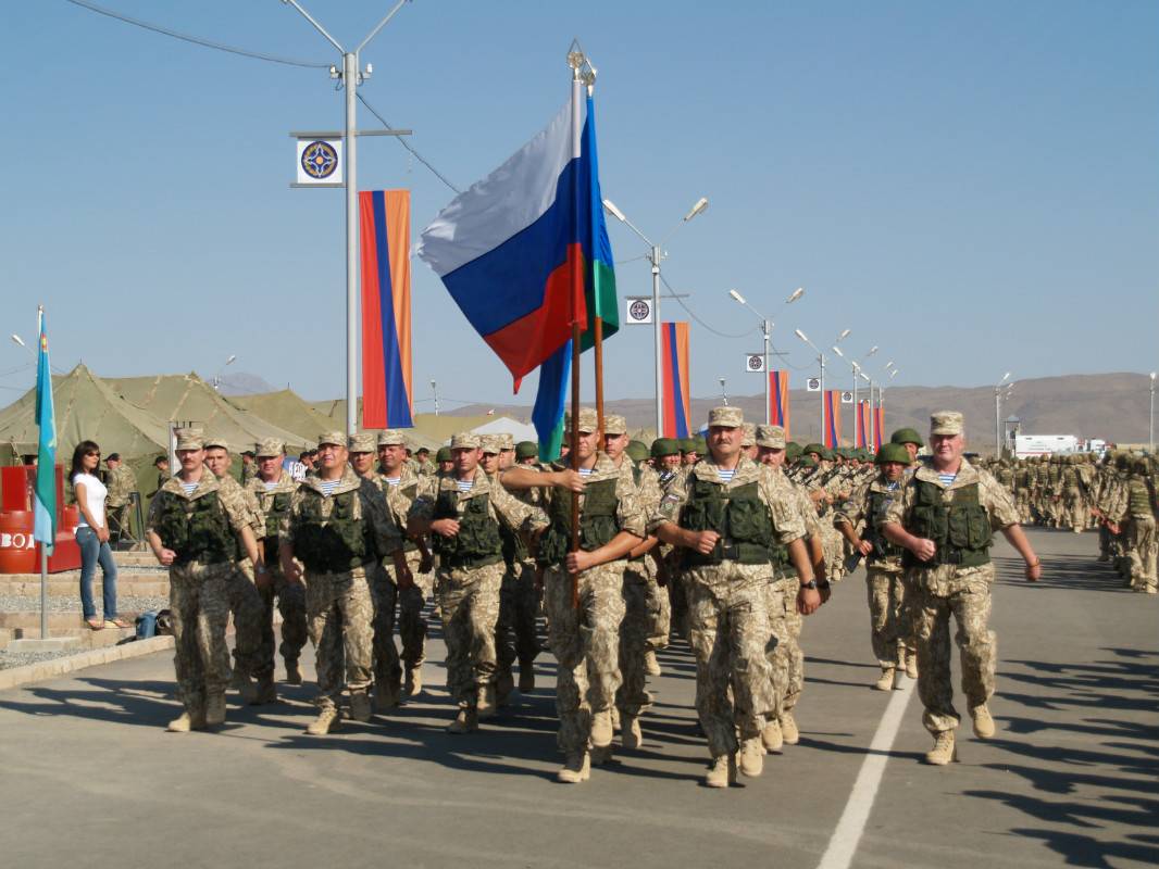 Армения укрепляется на Кавказе, или Зачем Еревану военная поддержка Москвы