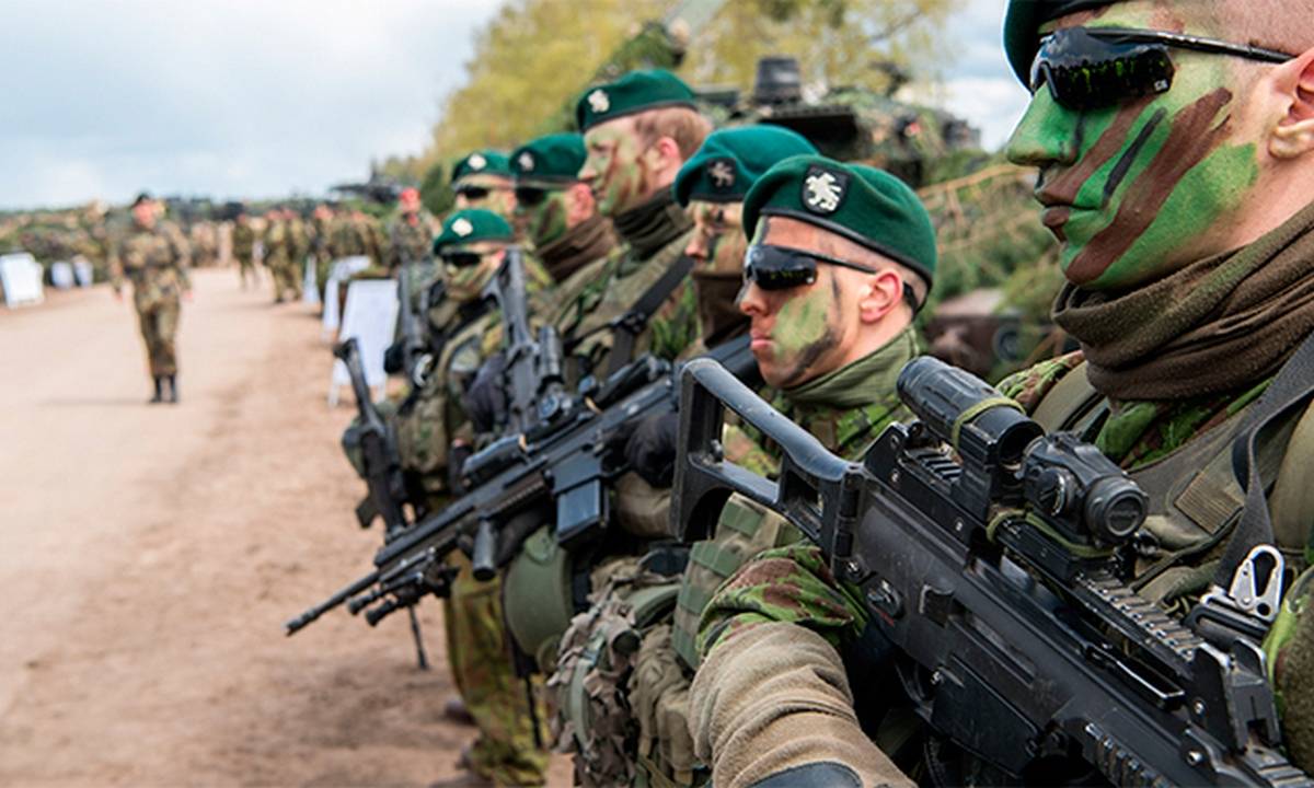 «НАТО в Балтии - оккупанты, а местные жители - обслуживающий персонал…»