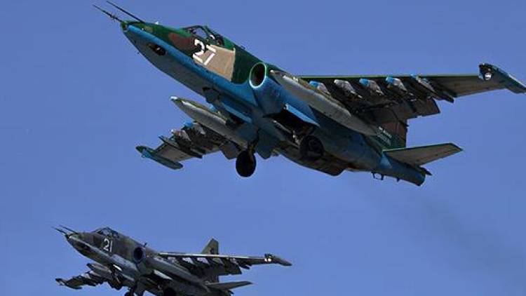 Ударный тандем в Хаме: ВКС РФ и ВВС Сирии разносят ИГ в Аль-Латамине