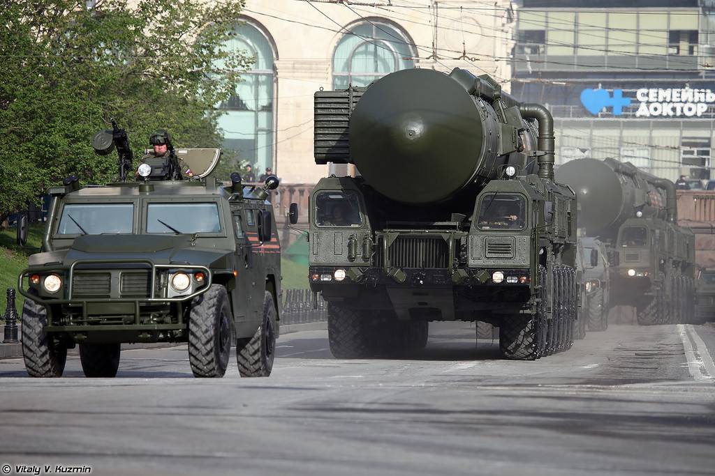 Стратегическая мощь России: 100 новейших ракет и это не предел