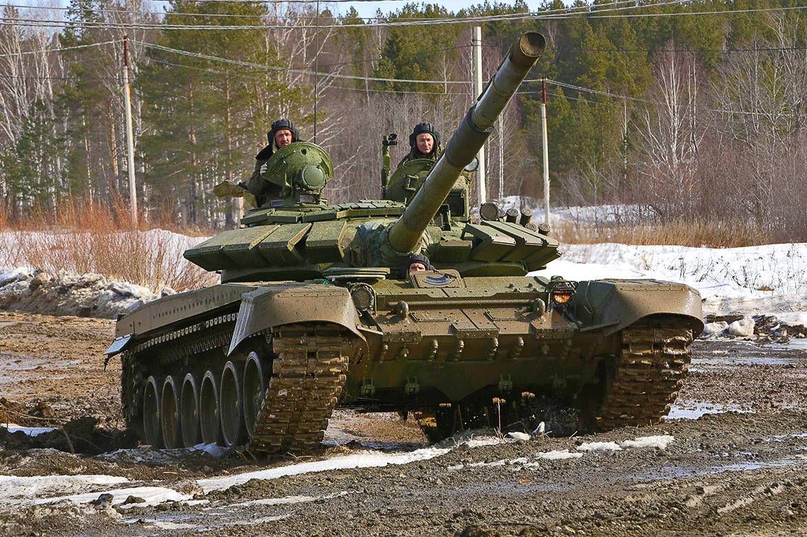 Улучшенные Т-72Б3 досрочно направлены в войска