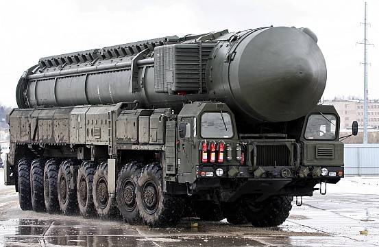 Удар «Ярса»: зачем Россия перевооружается на твердотопливные боевые ракеты