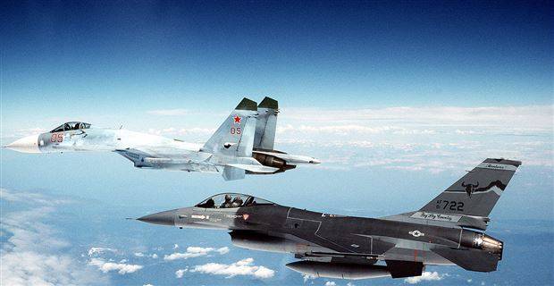 Су-35 против F-16: Перспективы русских истребителей в Дубае встревожили США