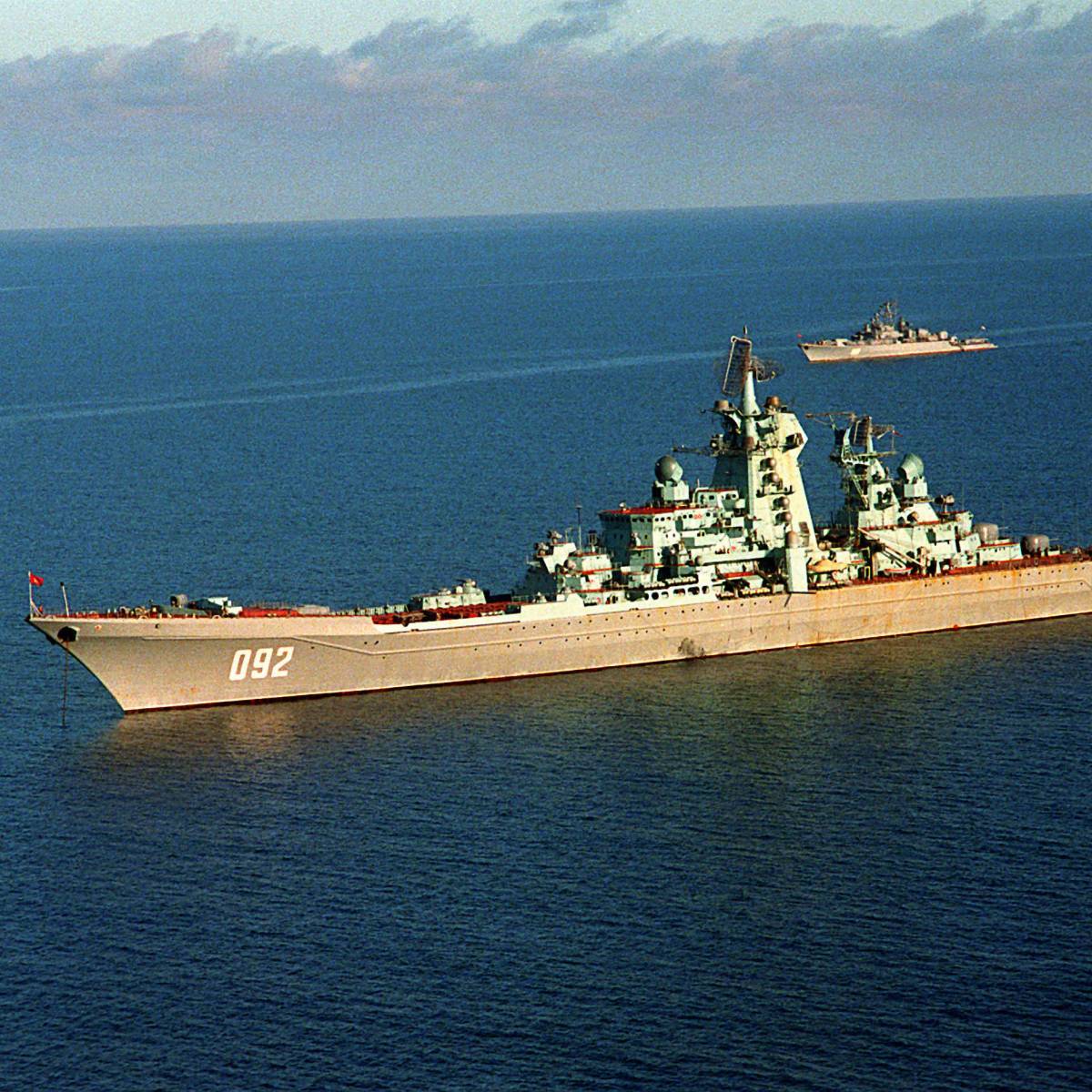 Киров vs Arleigh Burke: Чей корабль круче, миноносец США или крейсер России