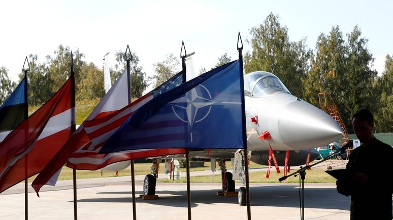 Times: чтобы дать отпор Путину, НАТО пора прекратить расширение