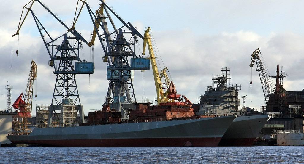 Фрегаты «Адмирал Истомин» и «Адмирал Корнилов» спущены на воду