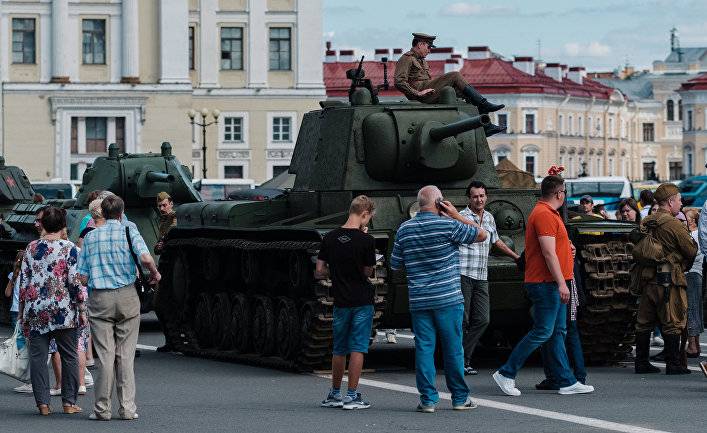Как один очень большой танк не дал Гитлеру захватить Москву