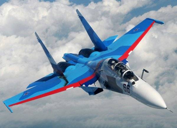 Су-30 "похулиганил" и напугал пилотов самолёта ВВС США над Чёрным морем