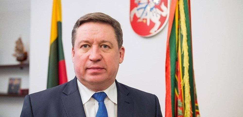 Министр обороны Литвы Кароблис: перейти к всеобщему призыву можно с 2023
