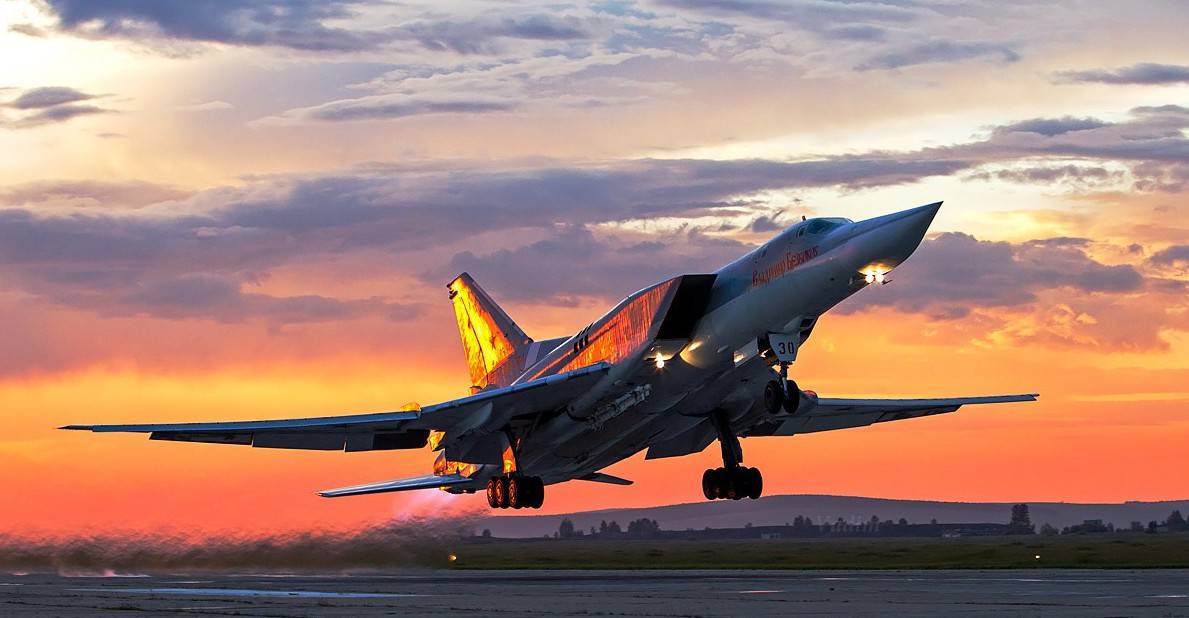 Модернизированные бомбардировщики Ту-22М3 получат новые крылатые ракеты