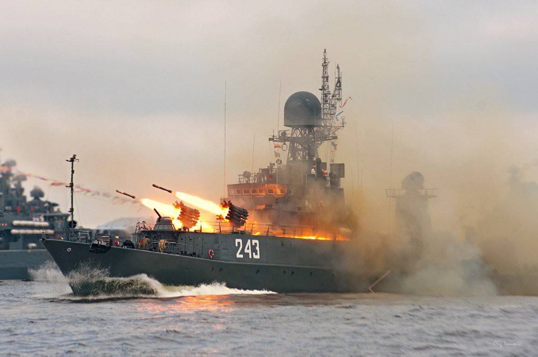 Российский ВМФ превращается во «флот береговой обороны»