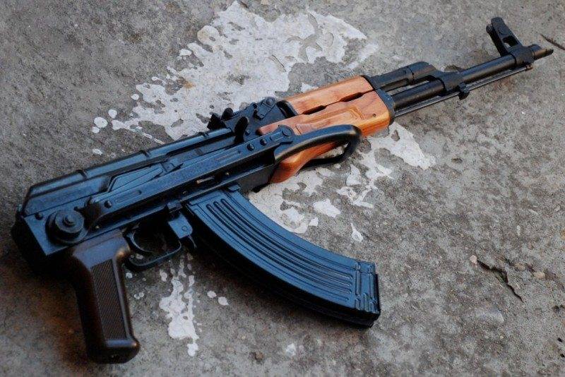 NI сравнил АК-47 и М16: «Калашников» был надежным в разных условиях