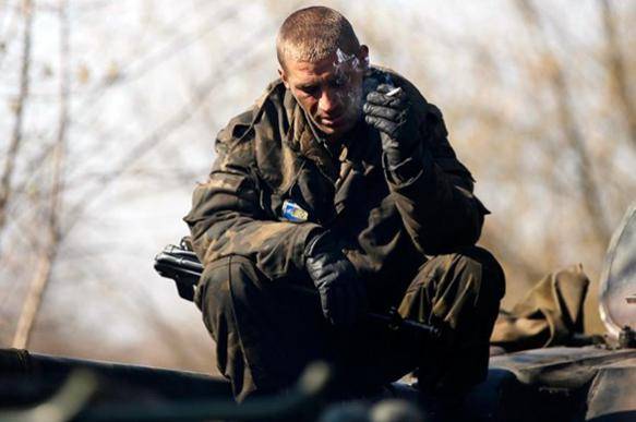 Небоевые потери: отчего солдаты Порошенко лезут в петлю