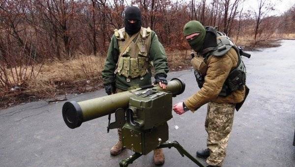 Украинцы нашли способ отправить в Донбасс американское оружие