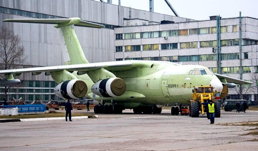 Ноябрьские выкатки: Ту-160М2 и Ил-78М-90А