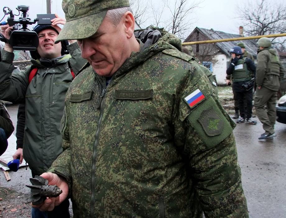Похороны СЦКК? Российские офицеры покидают Донбасс