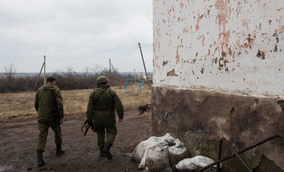 Донбасс сегодня:"Айдар" расстрелял детсад, солдаты ВСУ заживо сгорели в БМП