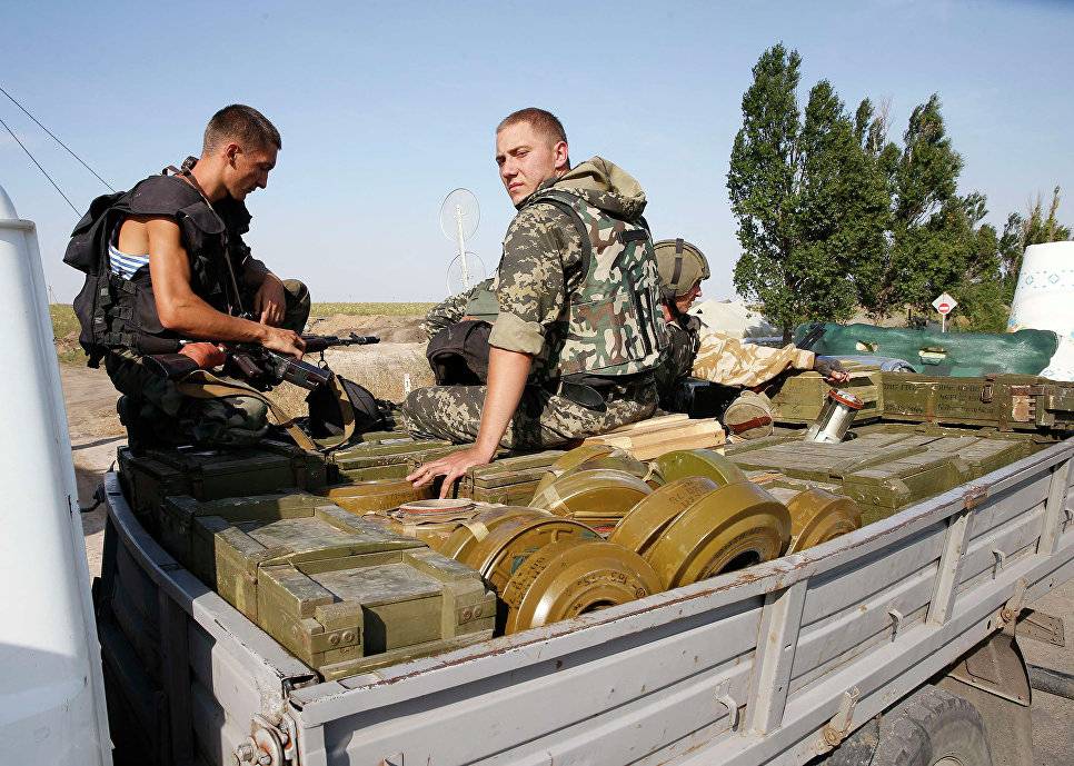 Порох, прощай. Как украинская армия осталась без боеприпасов