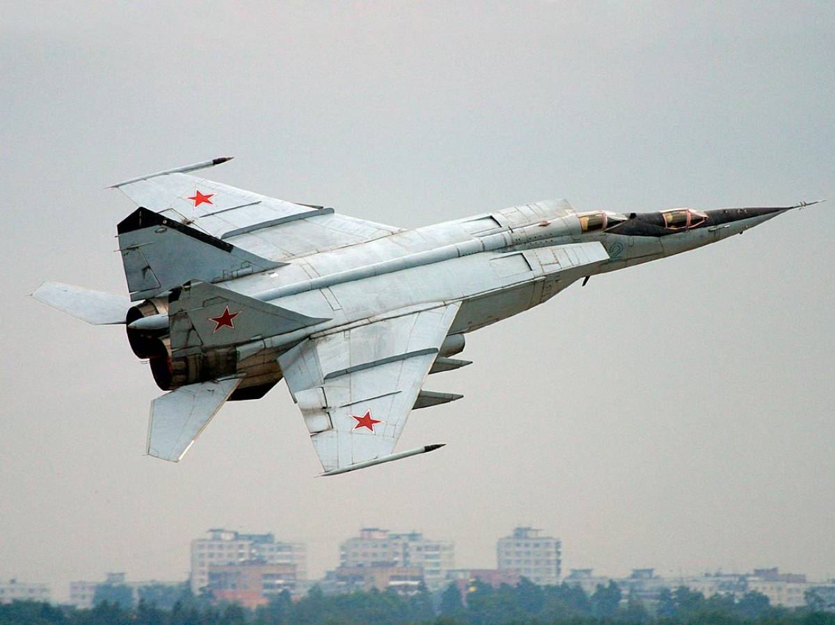 NI о МиГ-25: сверхскоростная «Летучая лиса» приводила Запад в ужас