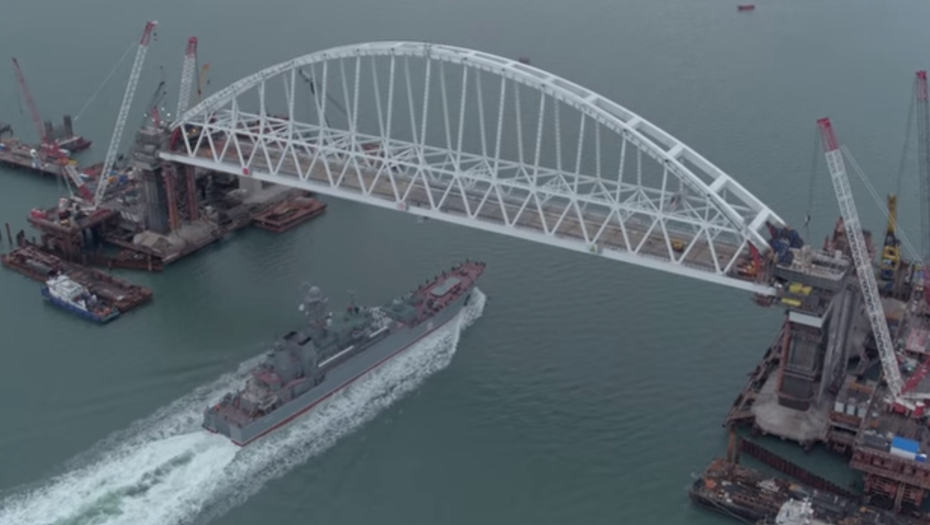 Оружие храбрости: что сподвигло Киев угрожать Крымскому мосту