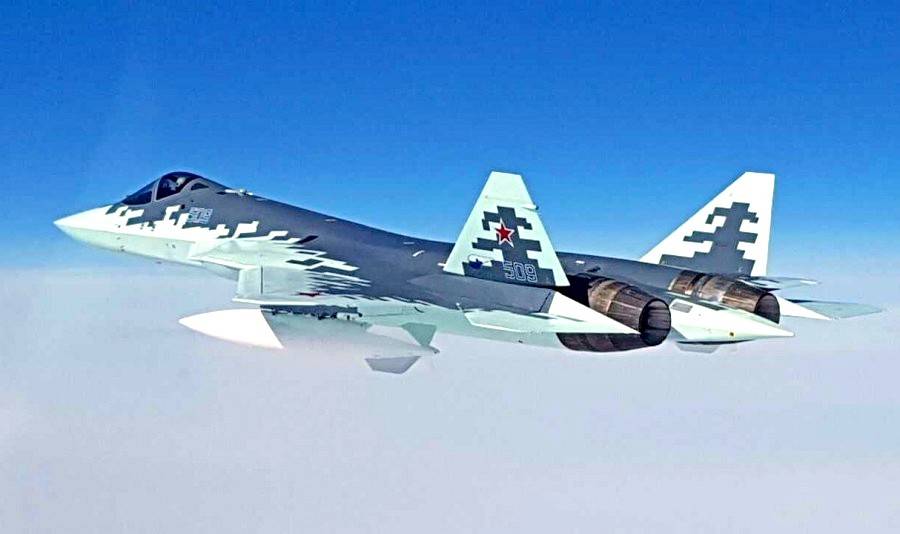 В РФ начались летные испытания десятого истребителя пятого поколения Су-57