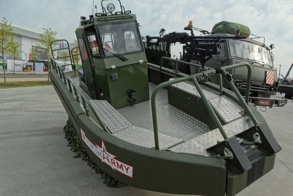 Легкие и скоростные: новейшие катера поступают на вооружение ВС РФ
