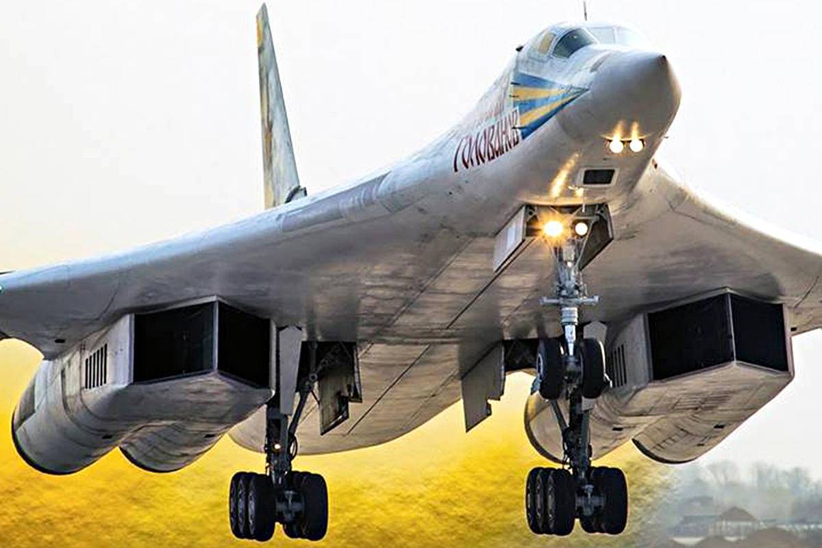 7 причин выбрать «лебедя»: чем знаменит стратегический бомбардировщик Ту-160