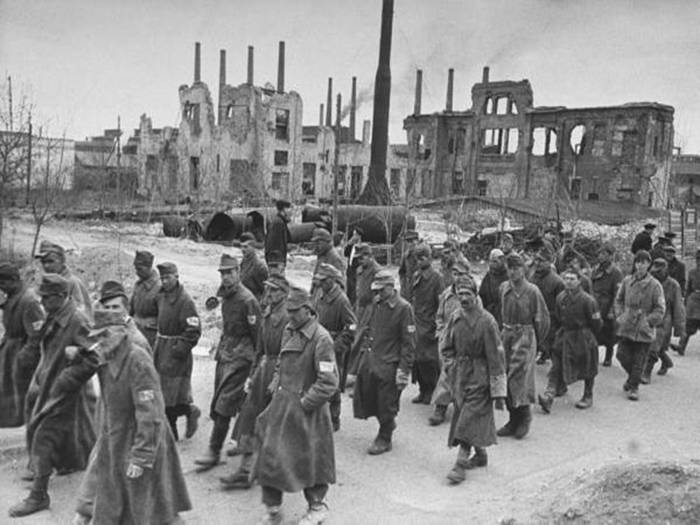 «Гитлеру было плевать на камни Сталинграда»