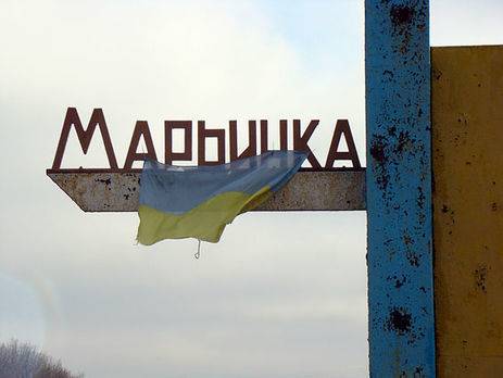 Поселок Марьинка без света, а ВСУ не упскают ремонтников