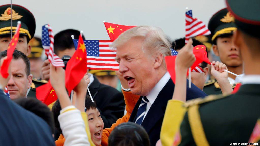 Как китайцы у Трампа ядерный чемоданчик отбирали