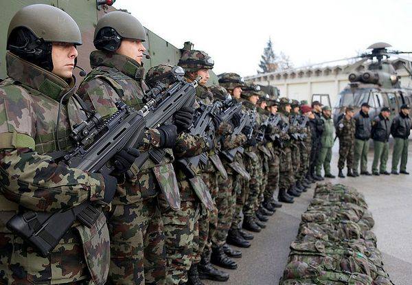 Вооруженные силы Словении: ниже нас только дно