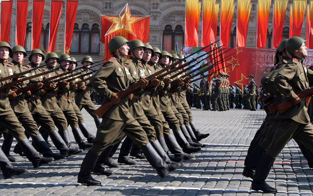 Никто пути пройденного у нас не отберет: Красной армии – 100 лет
