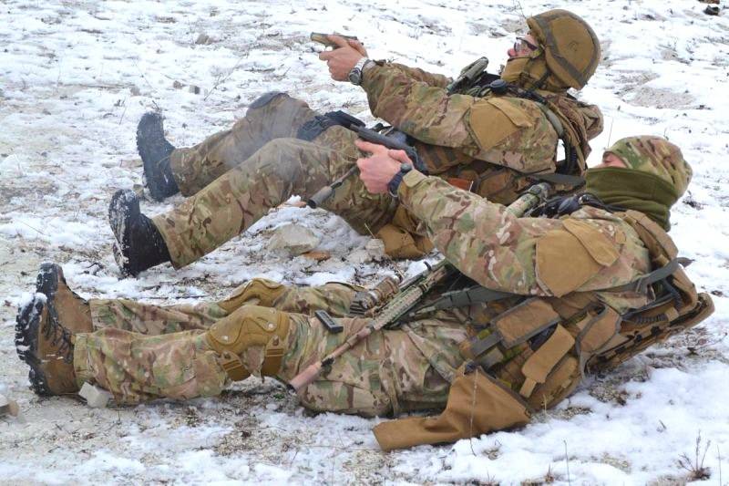 На Украине похвастались тем, как тренируются воины президентского полка
