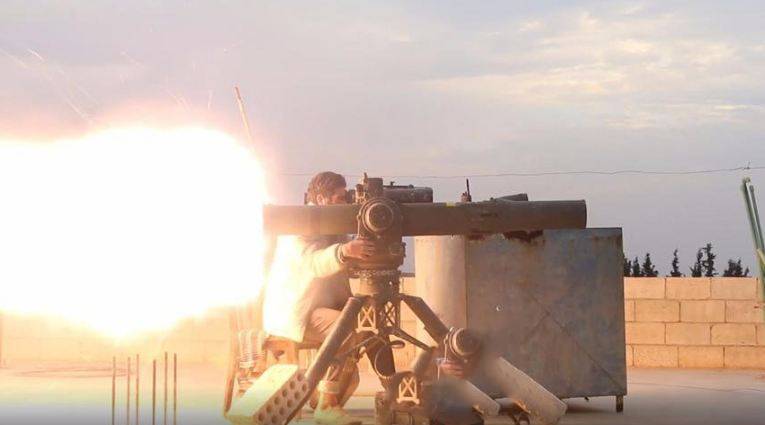 Обстрел в Дамаске: боевики с американским TOW уничтожают технику САА