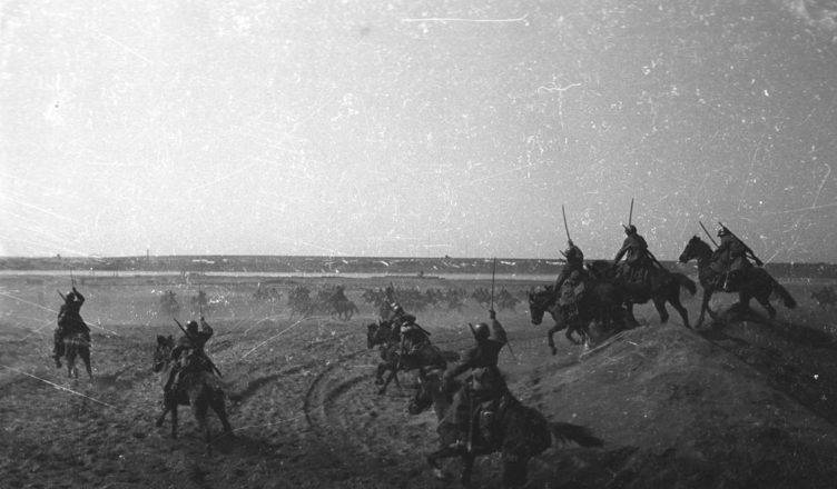 Атака советской кавалерии