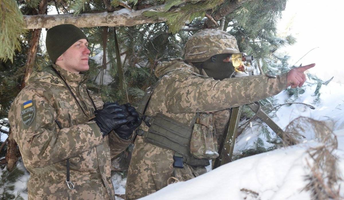 Донбасс сегодня: Киев наращивает ударную группировку