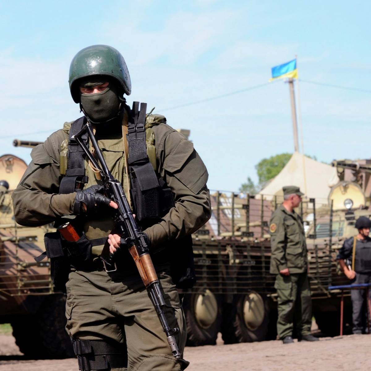 Жесткий план обезумевшего Порошенко: Украина может напасть в любое время