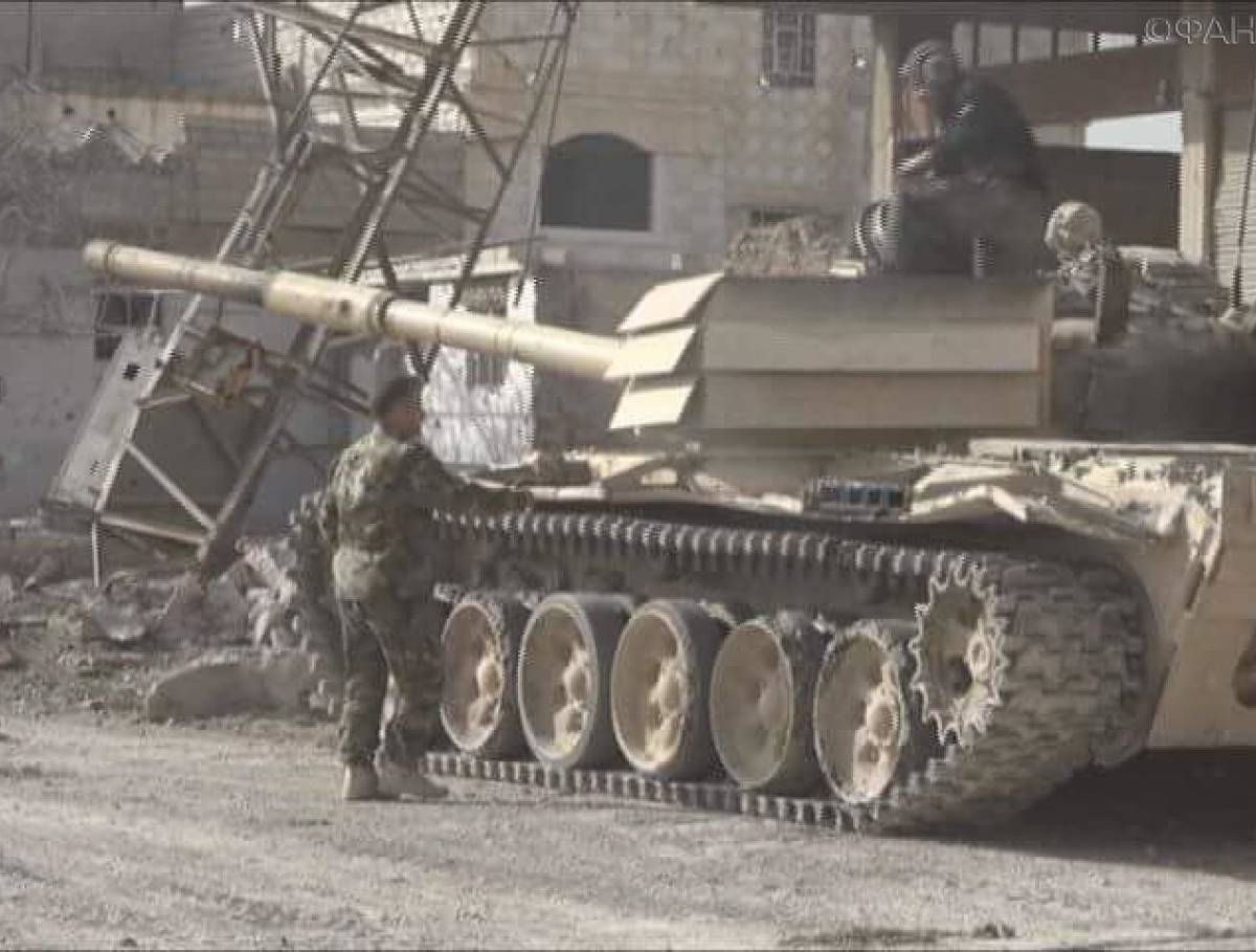 Разделить силы боевиков на части: продвижение САА в Дамаске попало на видео