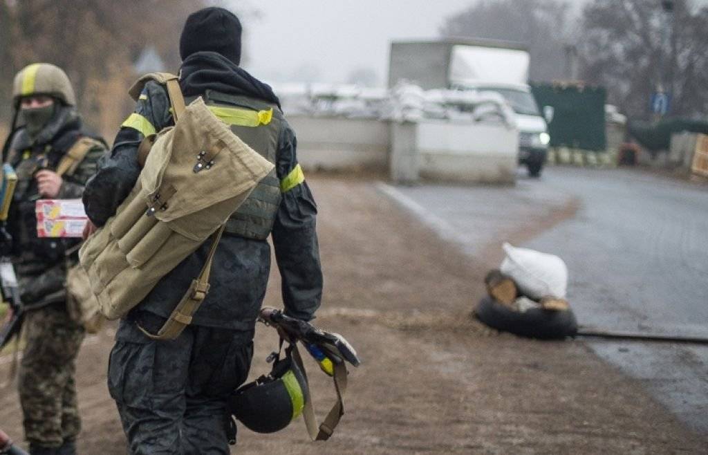 Солдаты массово бегут из армии Украины перед наступлением на Донбасс
